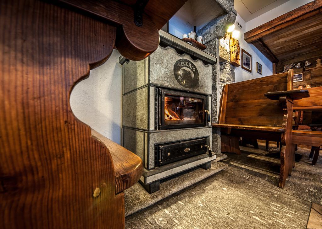 Albergo Meublè Vecchio Scarpone Baceno Esterno foto