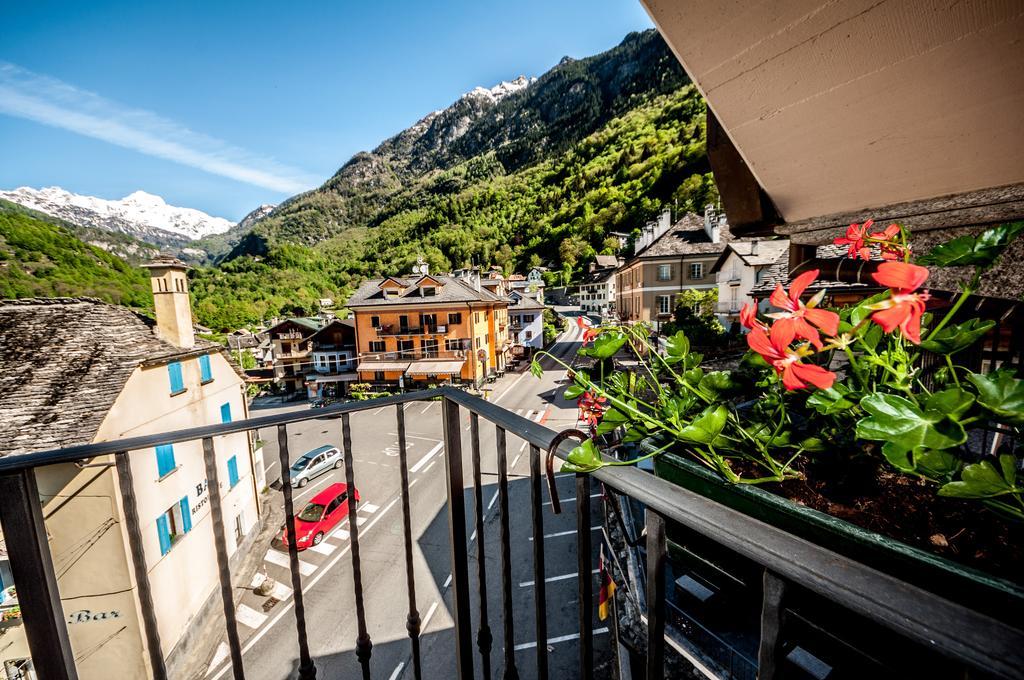 Albergo Meublè Vecchio Scarpone Baceno Esterno foto